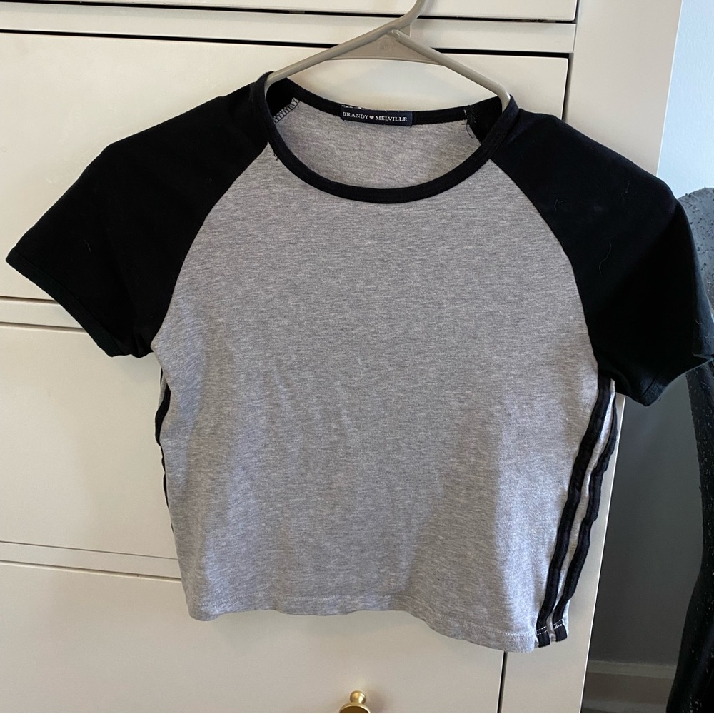 Brandy Melville crop top